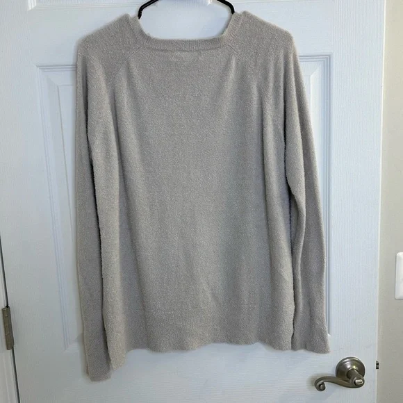 Barefoot Dreams Cozychic Lite Raglan Pullover Sweater Grey ivory Size Small NWOT - Picture 3 of 7